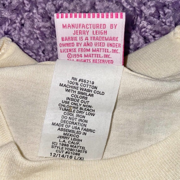 M/L Vintage 1996 Barbie Mattel Single Stitch Puff Paint Logo T-Shirt - Picture 7 of 9